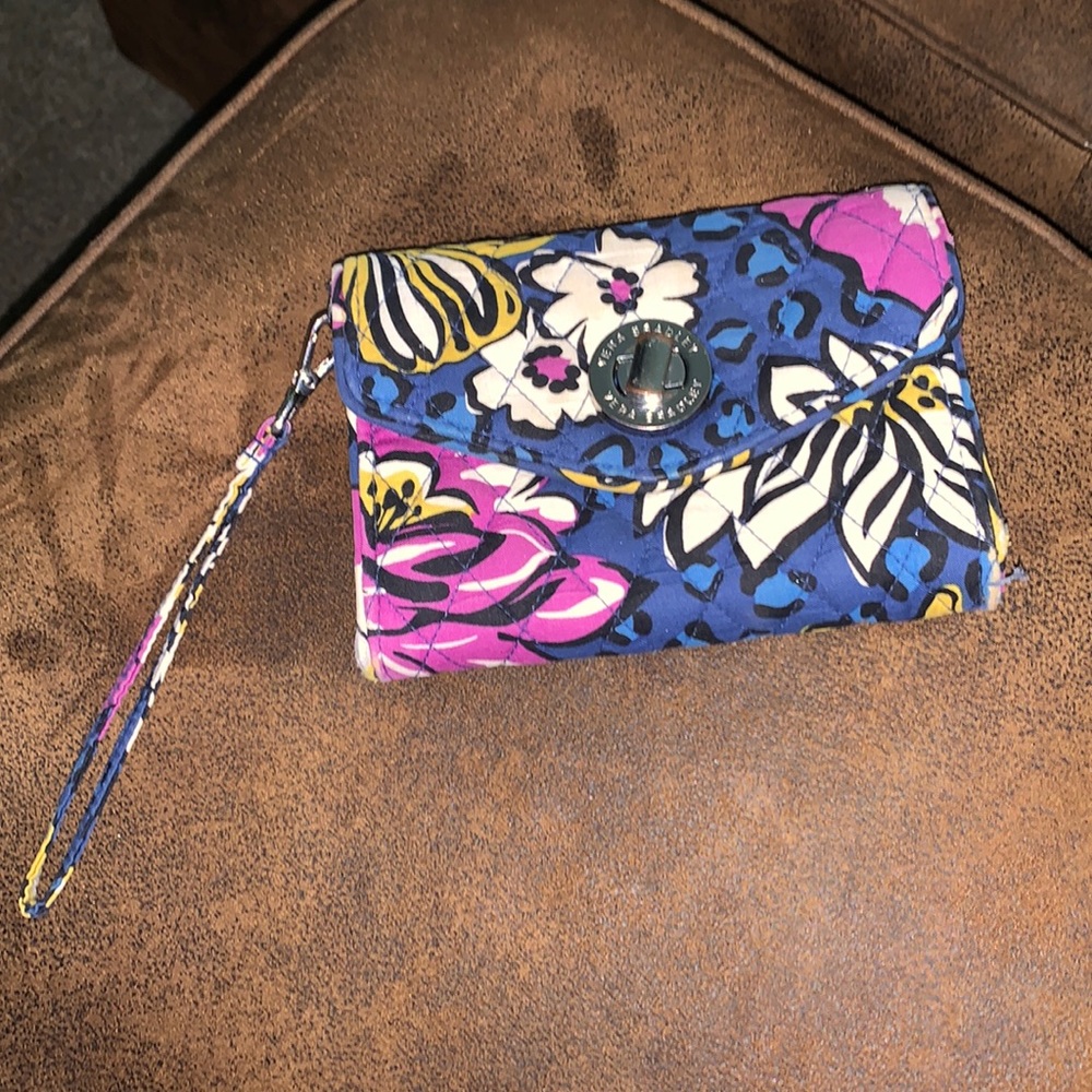 Vera Bradley like new wristlet/ wallet